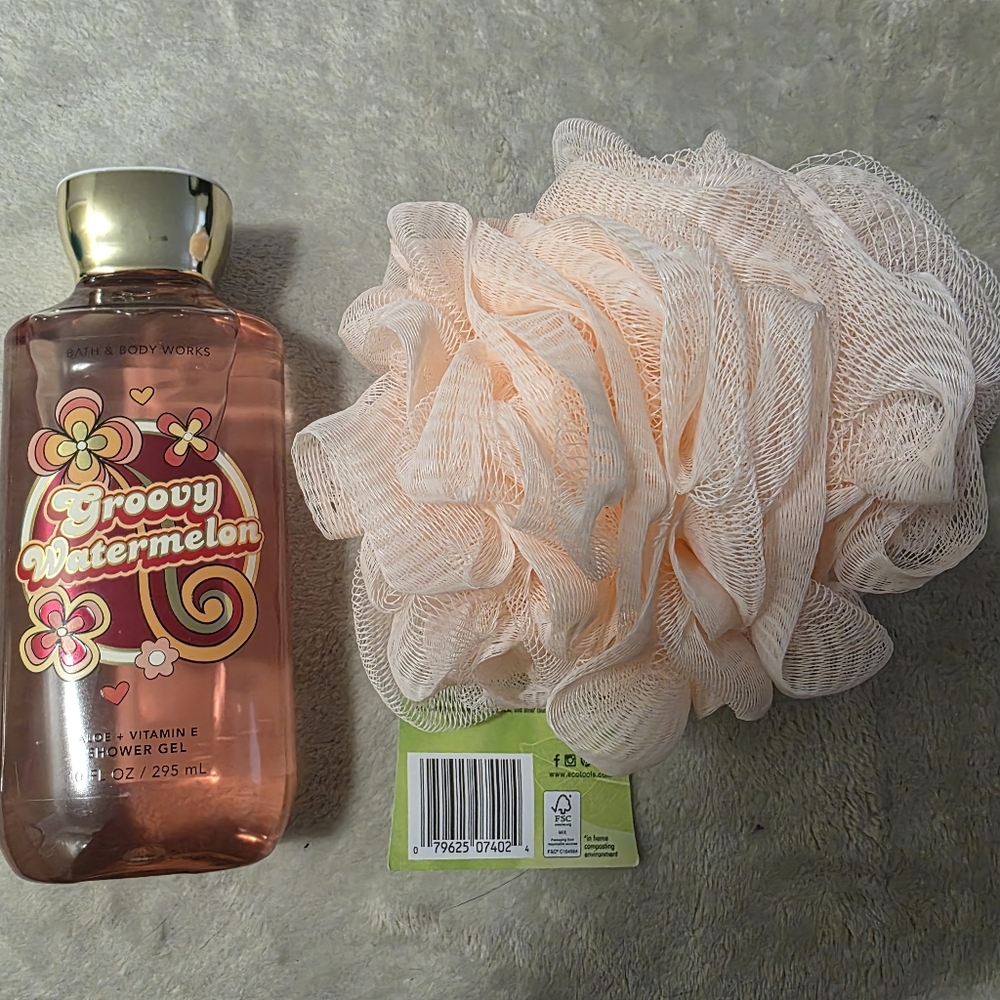 Bath & Body Works Body Wash And Scrubby Sets